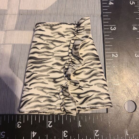 NEW Barbie Doll Fashions Zebra Print Vinyl Type Ruffle Skirt Clothes - Picture 4 of 4